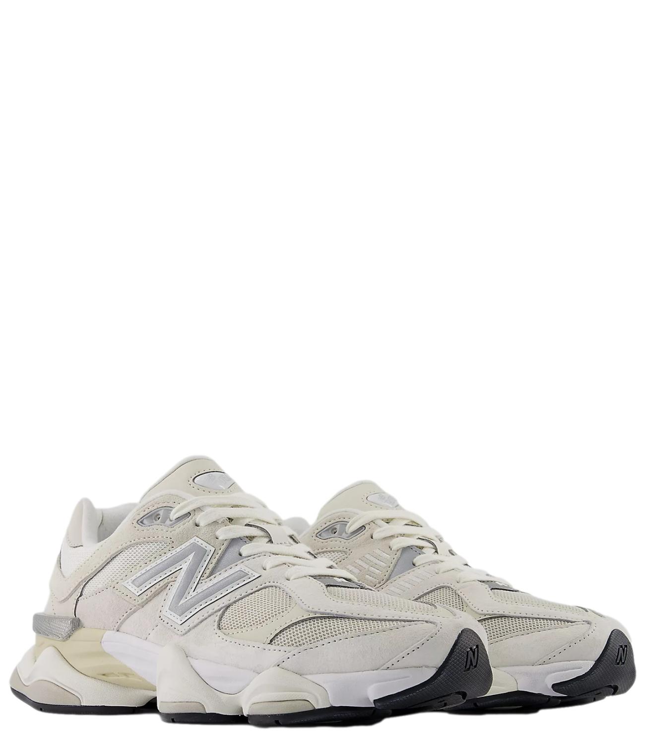 Sneakers White